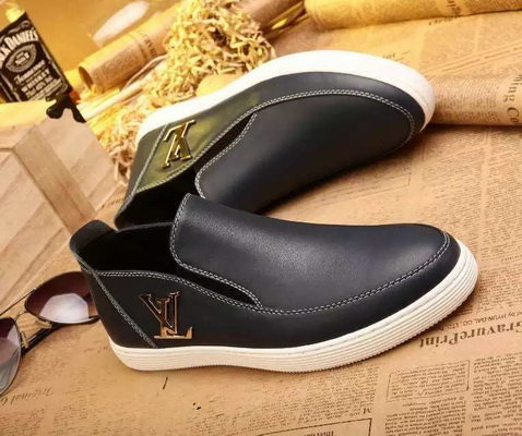 LV Men Loafers--045